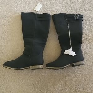 NWT Noah Boots 11 Wide Calf